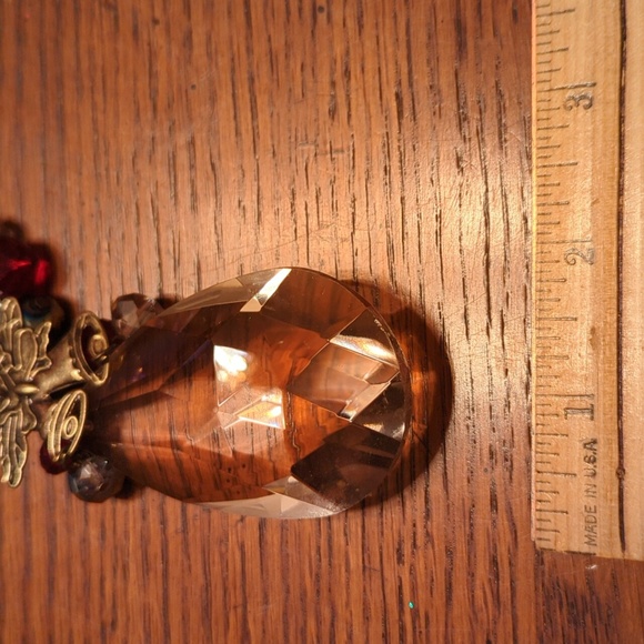 Crystal teardrop Tradition Keepers ornament by Noelle - Picture 5 of 5